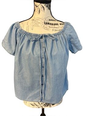 Express off Shoulder Chambray Top Tie & Button Accent Blue Size M